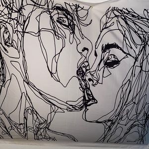 Contour Line Tapestry boy and girl kissing